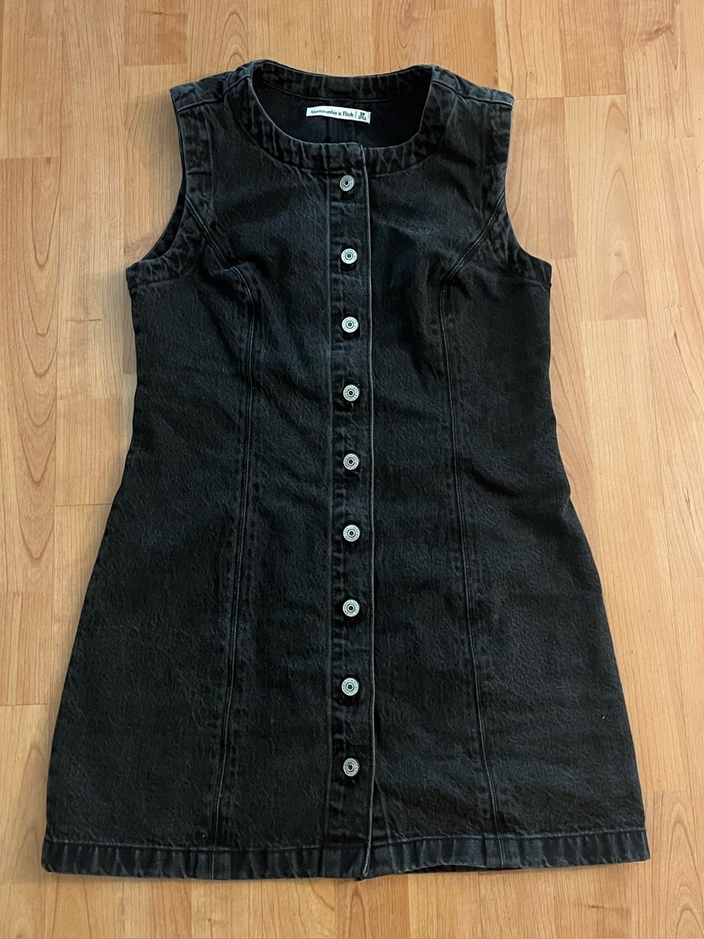 LNWT Abercrombie & Fitch Mara High-Neck Vest Denim Mini Dress in Black (SP)